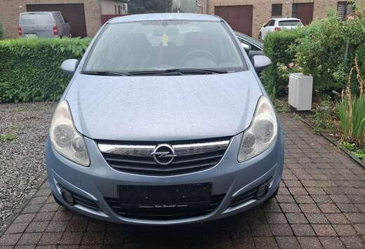 Opel 1.2i Cosmo