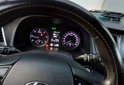 Hyundai 1.7 CRDi 2WD Premium ISG