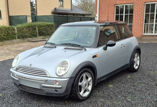 MINI Mini 1.6i 16v Cooper