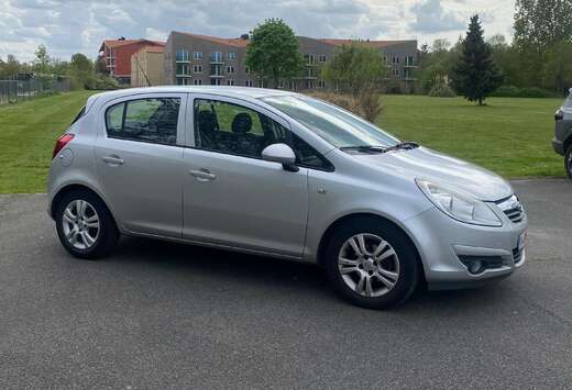 Opel 1.2i XE 16v Edition 2000