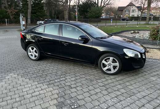 Volvo D3 Geartronic Kinetic