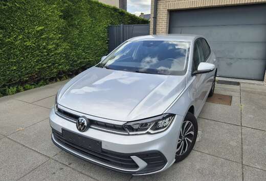 Volkswagen 1.0 TSI Life DSG / CAMERA / CARPLAY / LED  ...