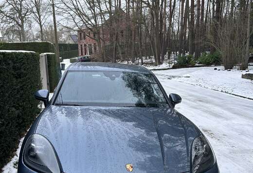 Porsche Cayenne S Hybrid Tiptronic S