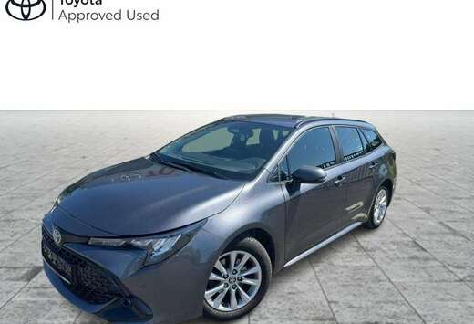 Toyota Touring Sports 1.8 Hybrid CVT Dynamic