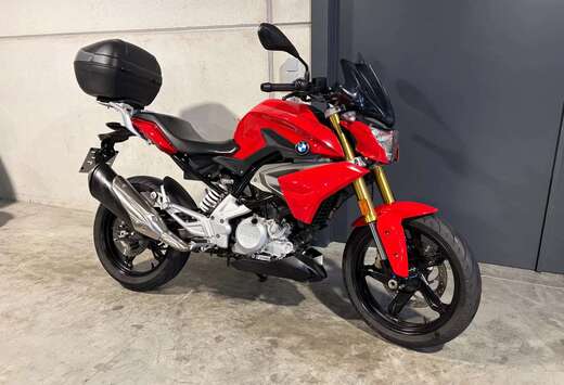 BMW G310R handige naked met topcase