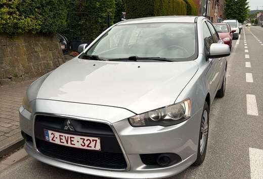 Mitsubishi 1.8i Invite