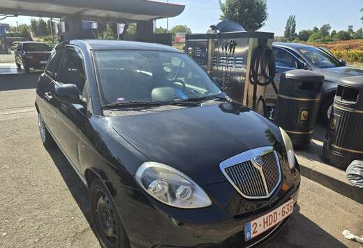Lancia 1.2i Elefantino Blu