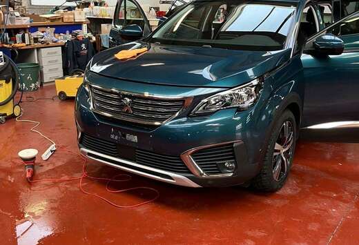 Peugeot 5008 1.2 PureTech Allure (EU6.2)