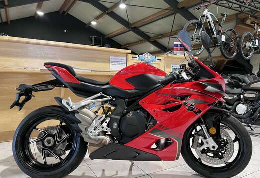 SRK 921 RR