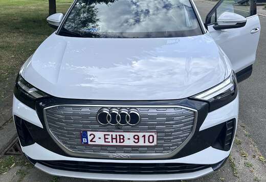 Audi 55 kWh 35 Edition One Grey