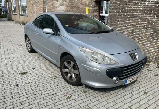 Peugeot 307 CC 2.0i 16v Dynamique