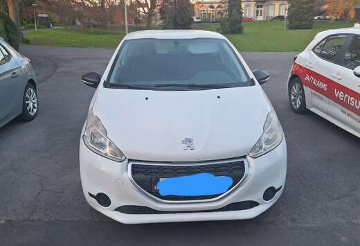 Peugeot 208 1.2i Access