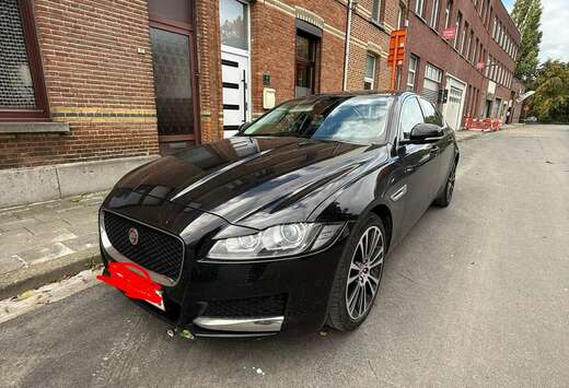 Jaguar 2.0i4D Pure Aut. 180