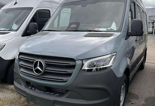 Mercedes-Benz 319 CDI GB L2 RWD 9G-TRONIC 3.5T