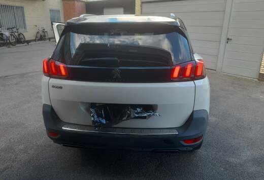 Peugeot BlueHDi 130 Roadtrip