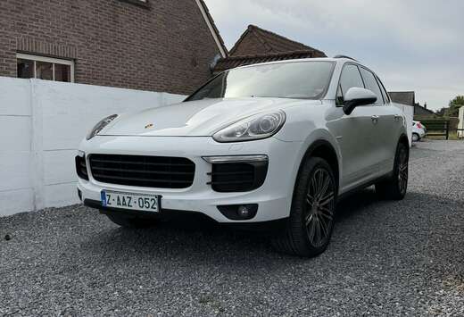 Porsche 3.0i V6 PHEV S Tiptronic (306 kW)