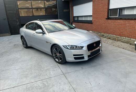 Jaguar XE 20d Aut. Portfolio