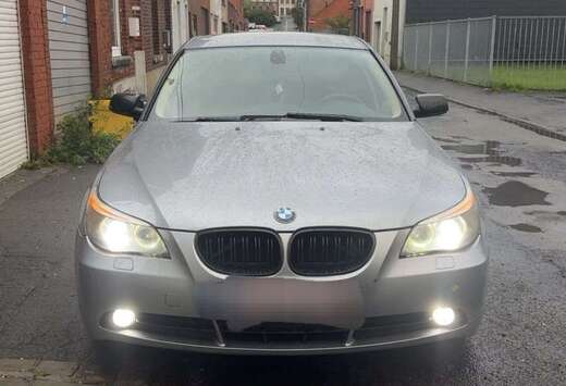 BMW 520iA