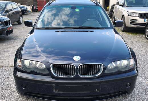 BMW 330 dX *4x4*Toit ouvrant* Harman kardon