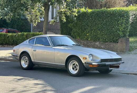 Nissan Datsun 240z