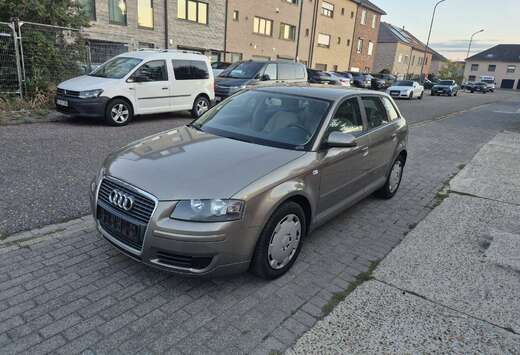 Audi Sportback 1.6i - Airco - Cruise Controle - Parki ...