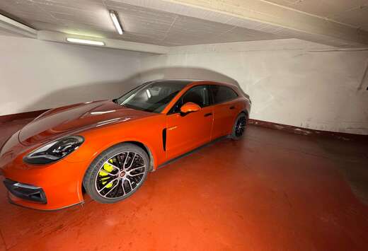 Porsche 4 e-Hybrid Sport Turismo +  set winterbanden