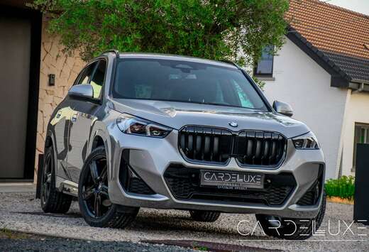 BMW X1 1.5iA   SPACEGREY  M PACK !!!! CAMERA / GETINT ...