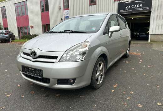 Toyota 1.8i VVT-i 16v Linea Sol Pack 7pl.