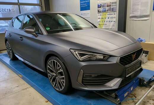 1.4 e-Hybrid 245 CH DSG CAMERA/ACC/MirrorLink