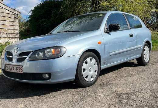 Nissan 1.5i 16v Acenta A/C