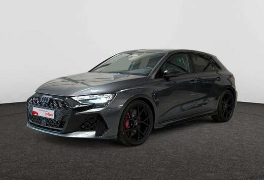 Audi 2.5 TFSI Quattro S tronic