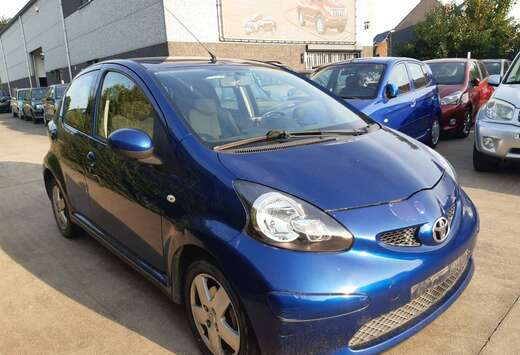 Toyota Aygo 1.0i VVT-i Blue