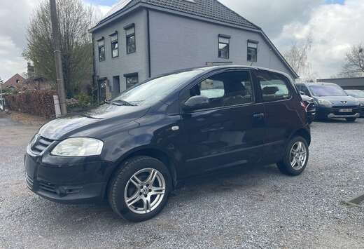 Volkswagen 1.2i Benzine,Alu velgen,1e eigenaar,...