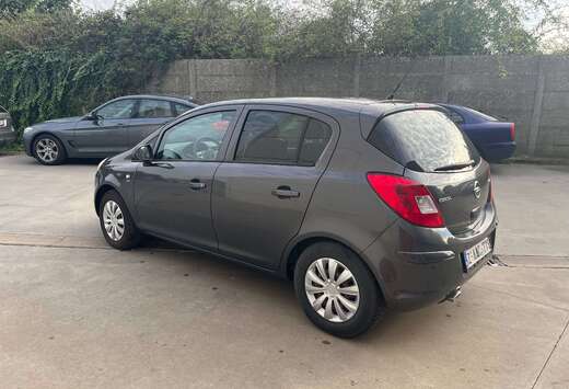 Opel 1.2 benzine 2012 met 122000km*KETTINGMOTOR*EURO5 ...