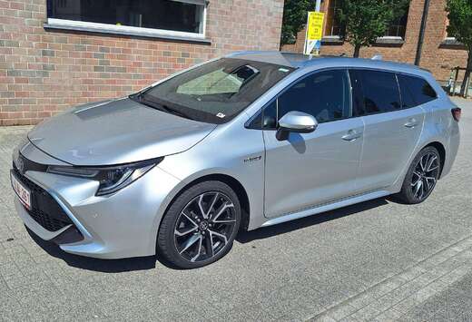 Toyota Corolla SW Hybrid 2.0 Premium e-CVT