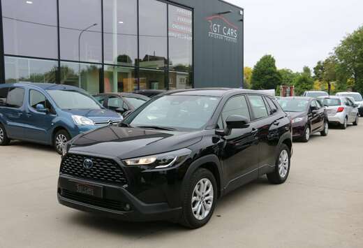 Toyota Corolla Cross Hybrid 2.0 AWD Premium e-CVT (14 ...
