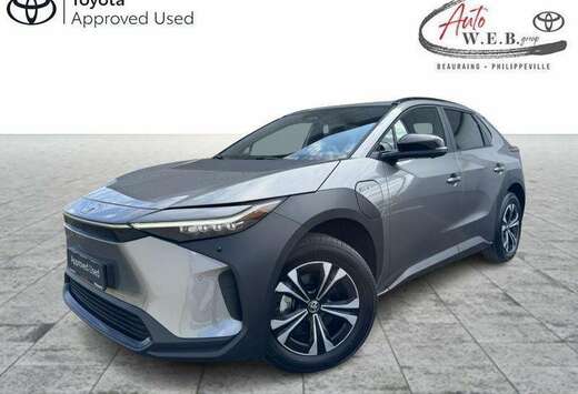 Toyota LWB EV 2WD AT Business Plus
