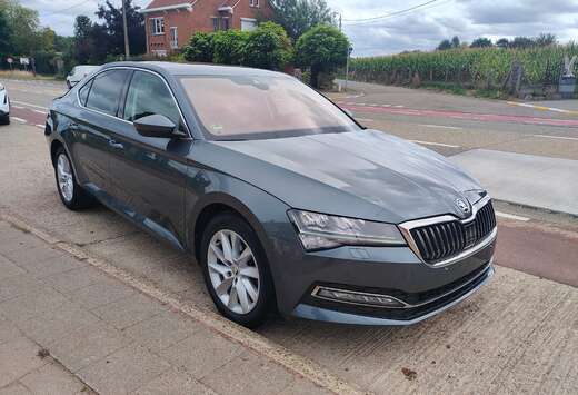 Skoda Superb 2.0 TSI DSG Style