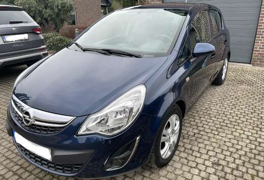 Opel Corsa 1.2i Essentia