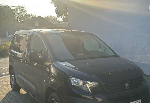 Peugeot 1.6 BlueHDi L2H1 Premium Pack 121 S/S