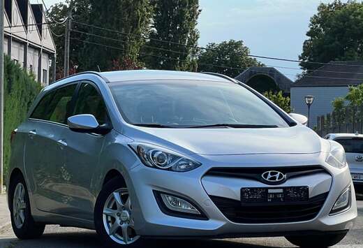 Hyundai i30 SW 1.6 CRDi Blue Drive ISG // CT OK // AI ...