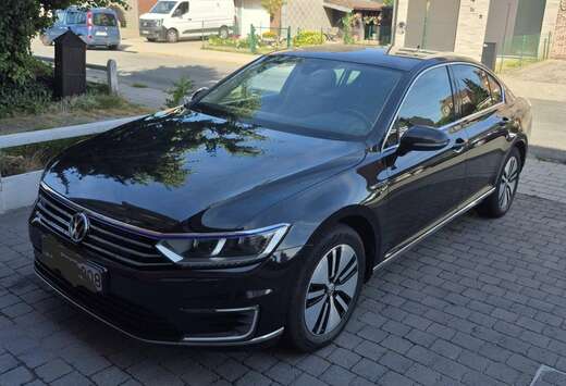Volkswagen GTE 1.4 TSI PHEV Business DSG