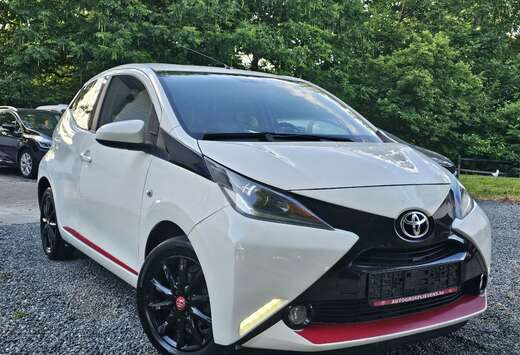 Toyota 1.0i * CAMÉRA+CRUISE+AIRCO+BT+... * GARANTIE  ...