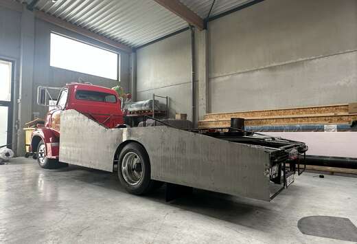 Ford C600