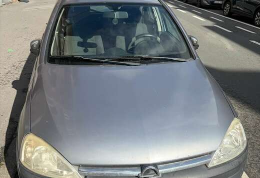 Opel 1.2i XE 16v Sport