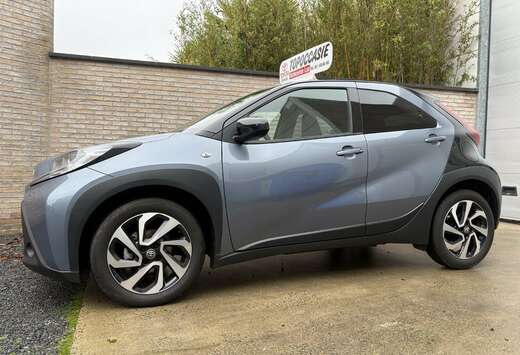 Toyota X PULSE / BI-TONE / ALLU / 25000 KM !