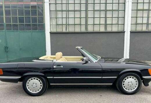 Mercedes-Benz R107 Convertible