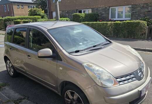 Nissan 1.6i 16v Elegance