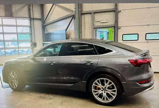 Audi 71 kWh 50 Sportback Quattro S line