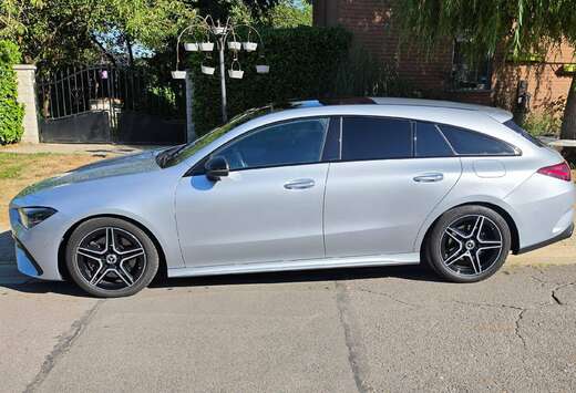 Mercedes-Benz CLA Shooting Brake 200 d AMG Line